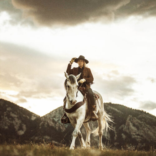 Cowgirls luxury ranches adventuregirl.com