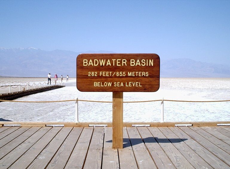 dried out lake beds Badwater Basin 