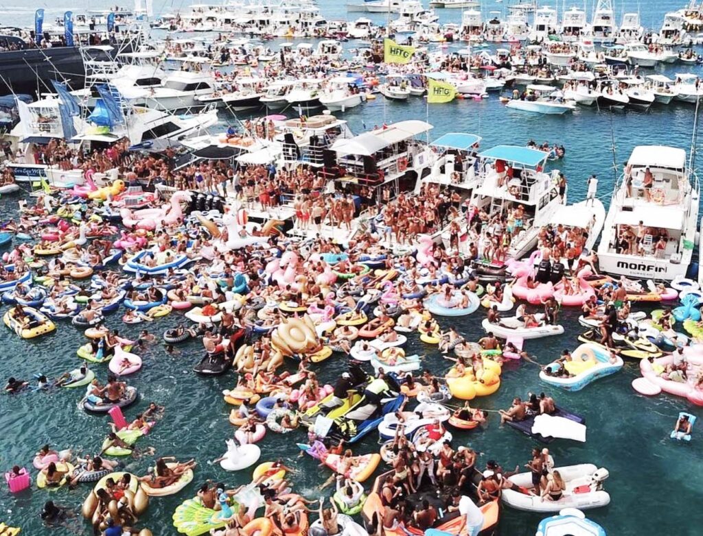 Fuikdag Where Caribbean Waves Floaties And Party Raves Collide For 