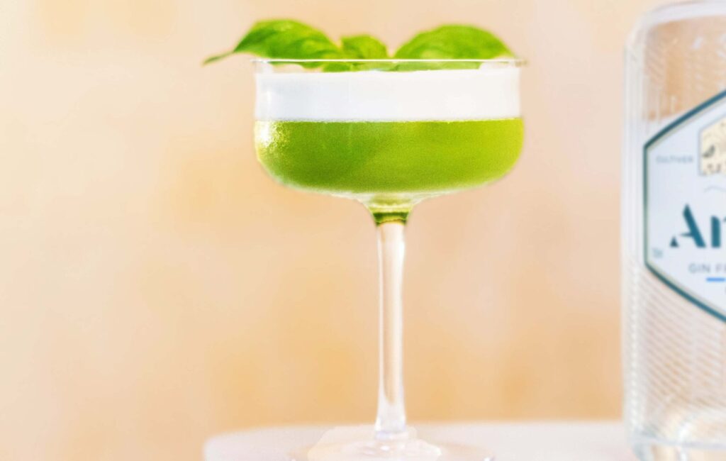 Green flash cocktail recipe adventuregirl.com