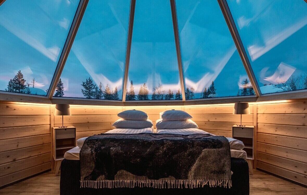 Twinkle, Twinkle: Where to Snuggle Under the Stars at Glass Igloo Hotels