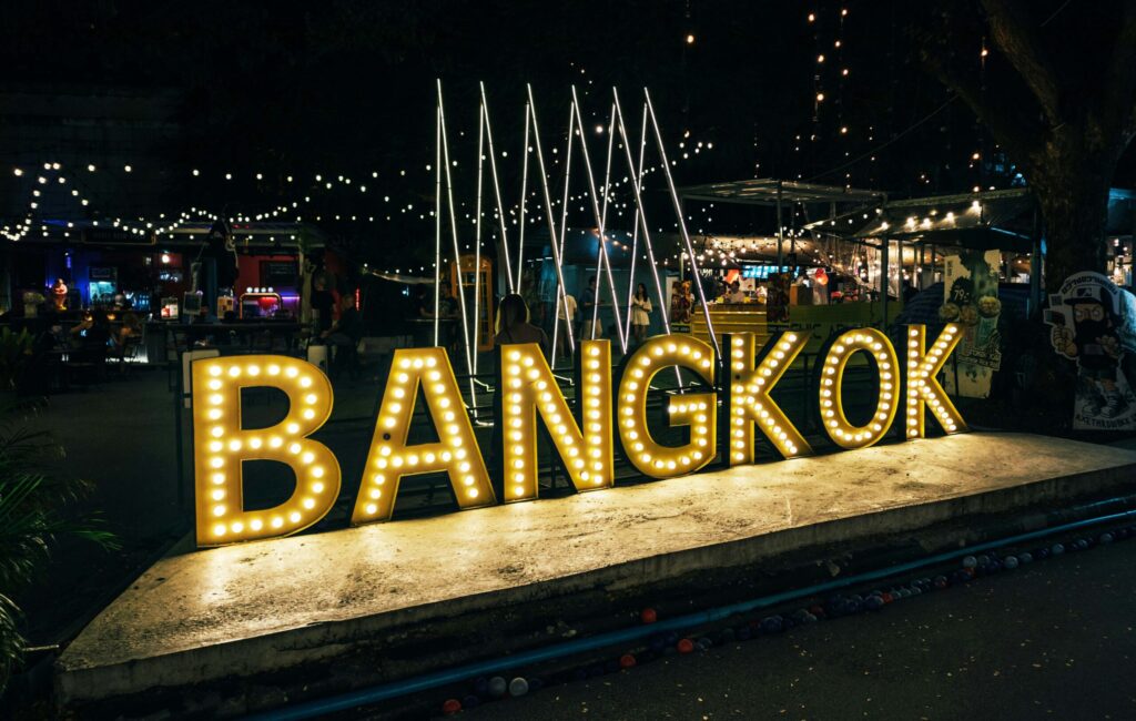 Bankgok nightlife adventuregirl.com